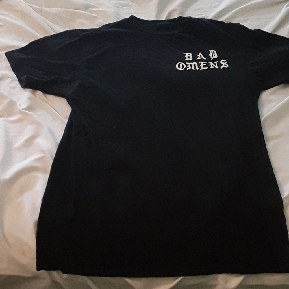 Bad Omens tour shirt men's medium
